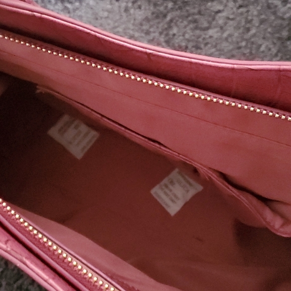 Handbag - Picture 5 of 8